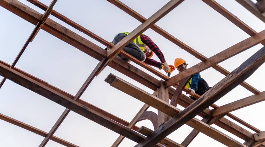 Professional New roof installation in Louisville, OH